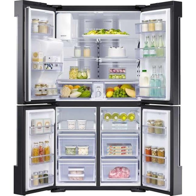 Samsung 36-inch, 22 cu.ft. Counter-Depth French 4-Door Refrigerator with  Family Hub™ RF22M9581SG/AC IMAGE 4
