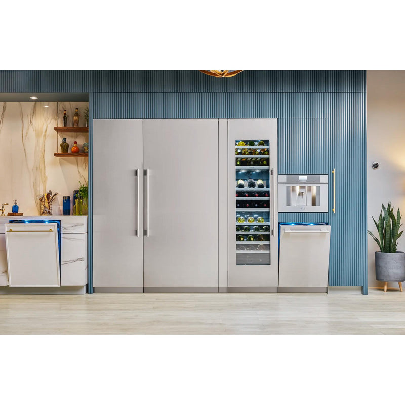 Thermador 18-inch Built-In Upright Freezer with Ice Maker T18IF905SP IMAGE 5