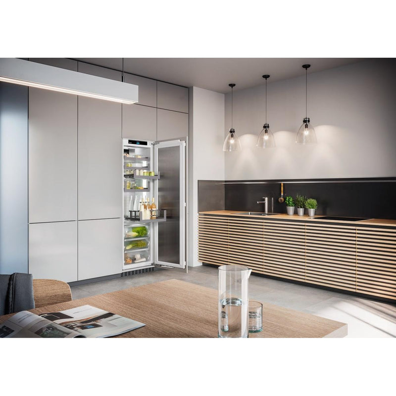 Liebherr 22-inch, 10.5 cu. ft. Built-in All Refrigerator with BioFresh IRBP5170 IMAGE 4