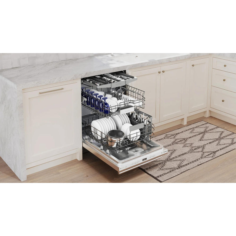 Thermador 24-inch Built-in Dishwasher with Masterpiece® Handle DWHD640EFM IMAGE 6