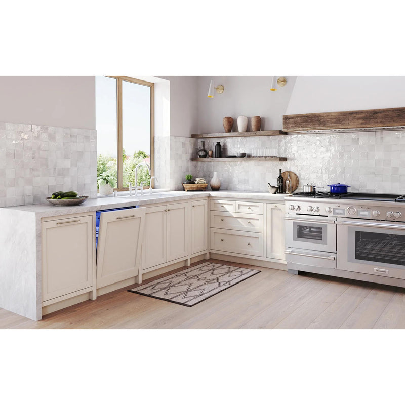 Thermador 24-inch Built-in Dishwasher DWHD661EPR IMAGE 12