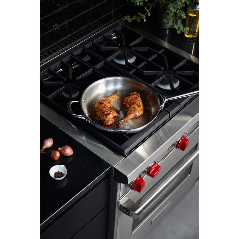 Wolf 30-inch Freestanding Gas Range with Convection GR304 IMAGE 4