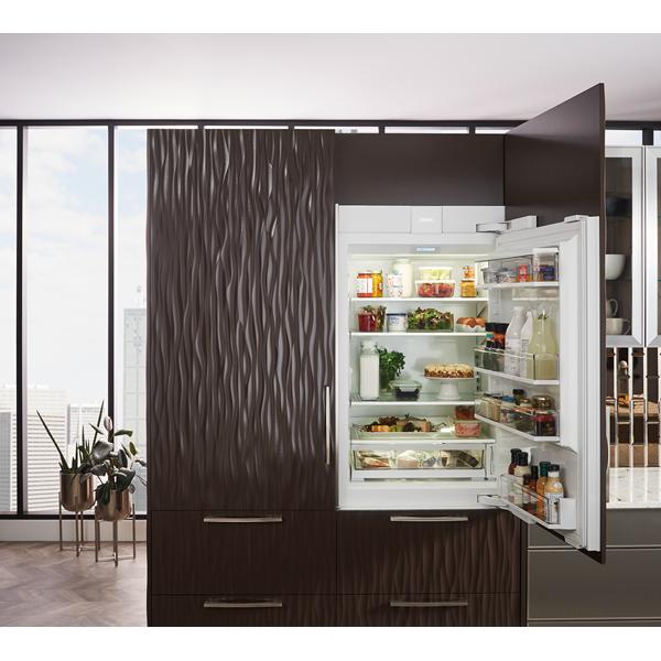 Sub-Zero 30-inch, 16.5 cu.ft. Built-in All-Refrigerator with Internal Water Dispenser IT-30RID-RH IMAGE 4
