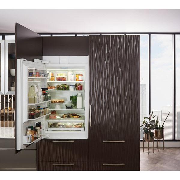Sub-Zero 36-inch, 20.5 cu.ft. Built-in All-Refrigerator with Internal Water Dispenser IT-36RID-LH IMAGE 2