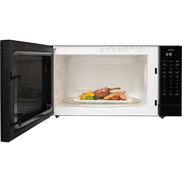Wolf 24-inch, 2 cu.ft. Countertop Microwave Oven with Gourmet Mode MS24 IMAGE 3