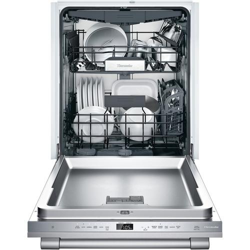 Thermador 24-inch Built-in Dishwasher with Chef’s Tool Drawer® DWHD660WFP IMAGE 2