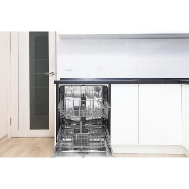 Danby 24-inch Built-in Dishwasher DDW2404EBSS IMAGE 5