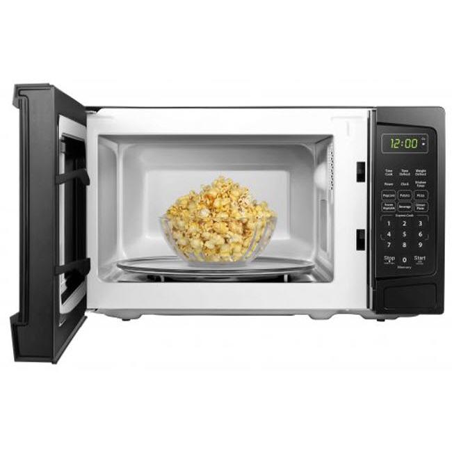 Danby 19-inch, 0.9 cu.ft. Countertop Microwave Oven with 6 Convenient Auto Cook Options DBMW0920BBB IMAGE 5