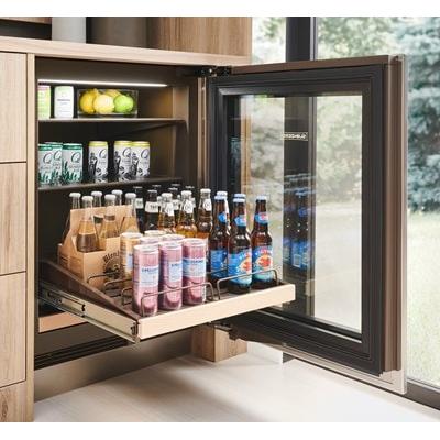 Sub-Zero Designer Series 5.5 cu. ft. Undercounter Beverage Center DEU2450BG/ADA/R IMAGE 2