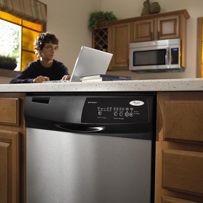 Whirlpool 24-inch Built-In Dishwasher DU1030XTXS IMAGE 2